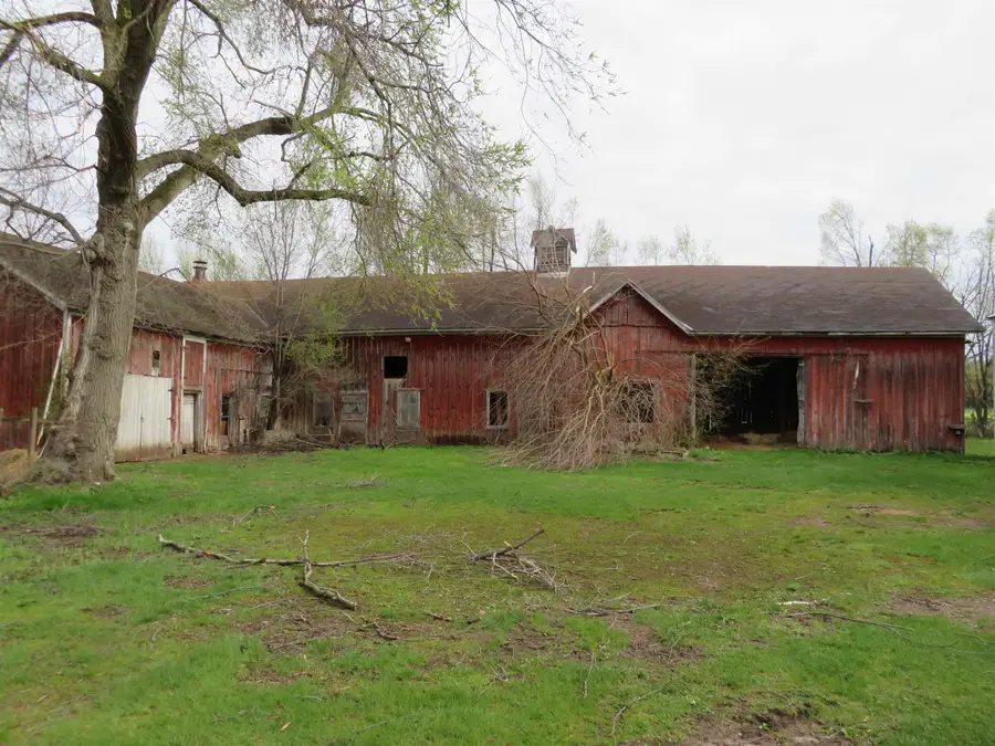 N6782 State Road 49, Iola, WI 54945 - #3