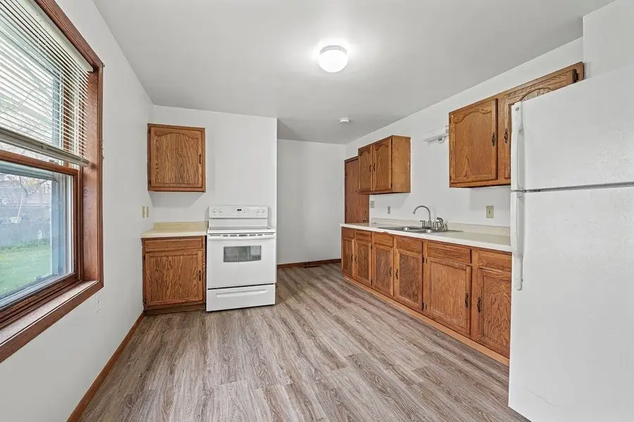 318 Sterling Avenue, Oshkosh, WI 54901 - #2