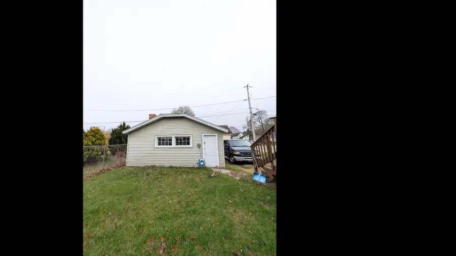 1417 11th Avenue, Menominee, MI 49858 - #3