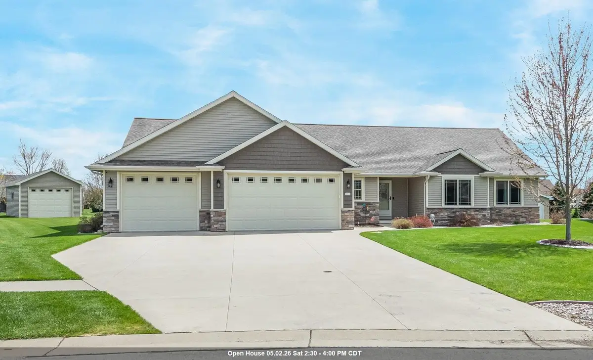 N984 Glennview Drive, Greenville, WI 54942 - #1