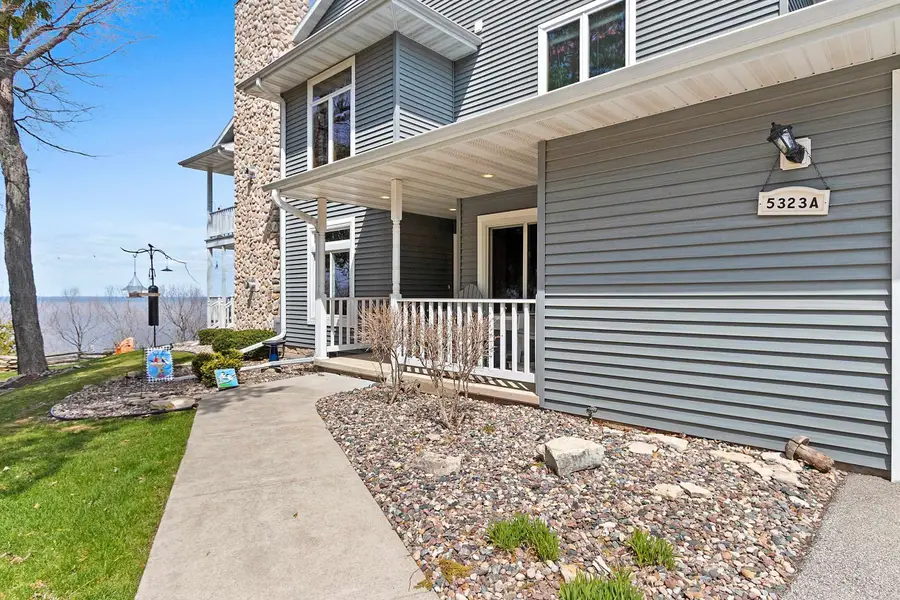 5323 Sunset Bluff Drive #A, Green Bay, WI 54311-9134 - #2