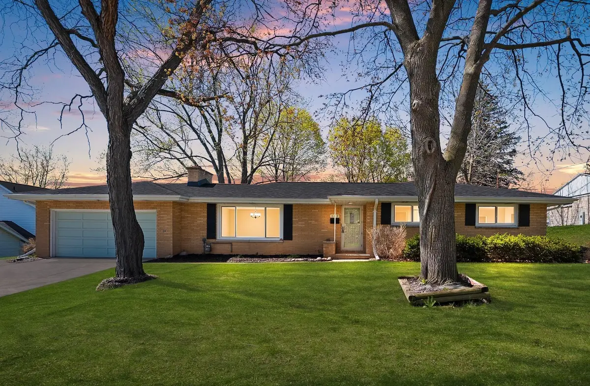 142 Greene Avenue, Green Bay, WI 54301-2942 - #1