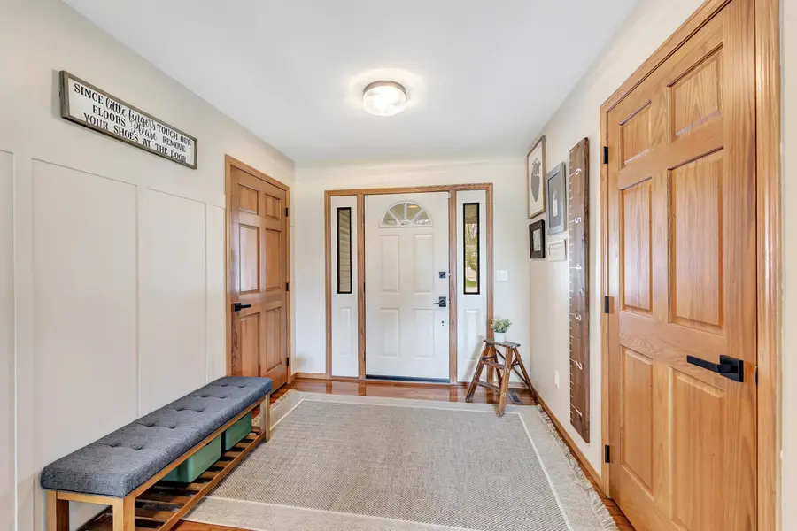240 Alison Court, Wrightstown, WI 54180-1170 - #2