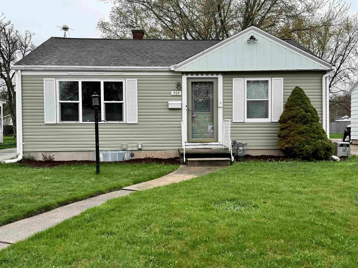 959 Waverly Place, Green Bay, WI 54304-9999 - #1
