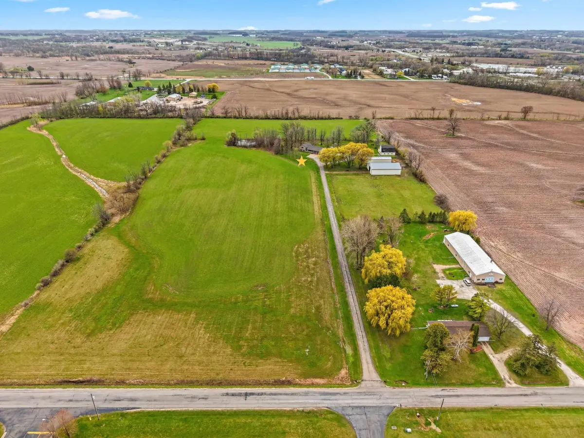 3434 Willow Road, Green Bay, WI 54311 - #1