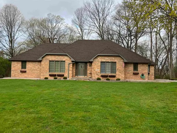 104 Wulgaert Way, COMBINED LOCKS, WI 54113