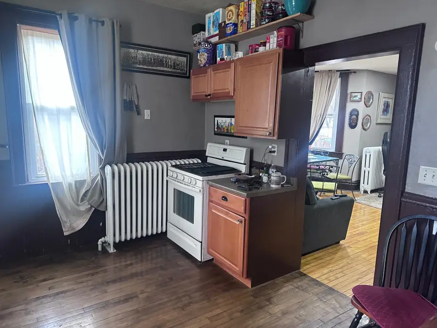 741 S Irwin Avenue, Green Bay, WI 54301 - #3