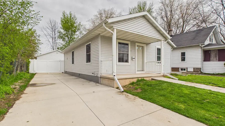 236 4th Street, Menasha, WI 54952 - #2