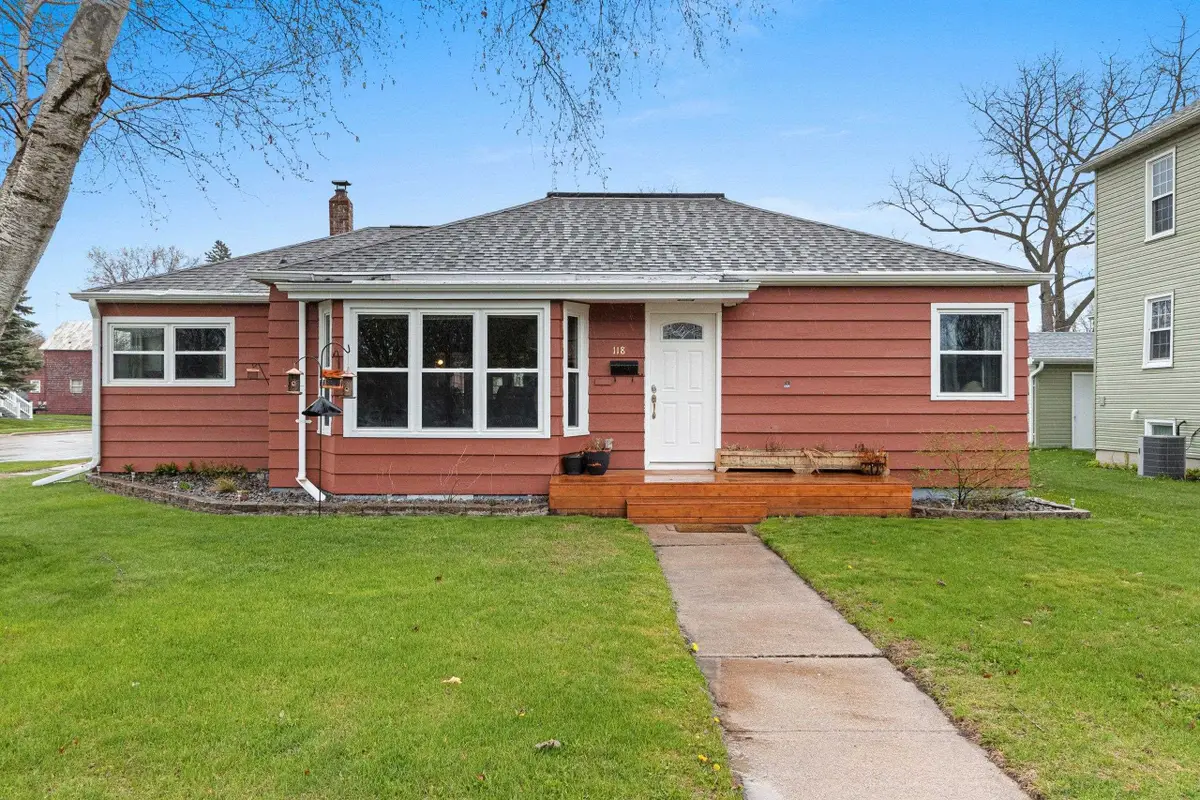 118 Jones Avenue, Oconto, WI 54153 - #1