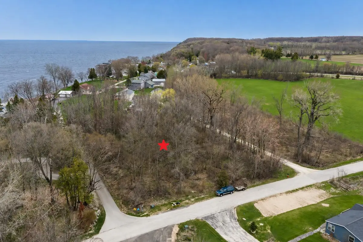 N Bayshore Road #2, Brussels, WI 54204 - #1