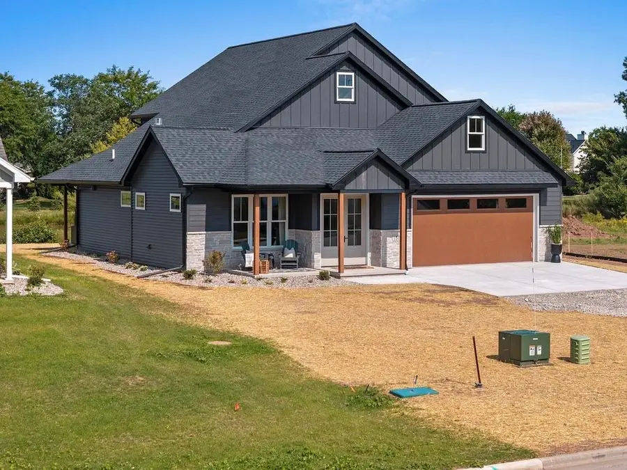 1871 Ledgeview Road, De Pere, WI 54115 - #2