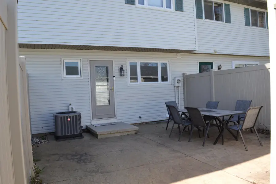 862 Castle Road, Fond Du Lac, WI 54935 - #2