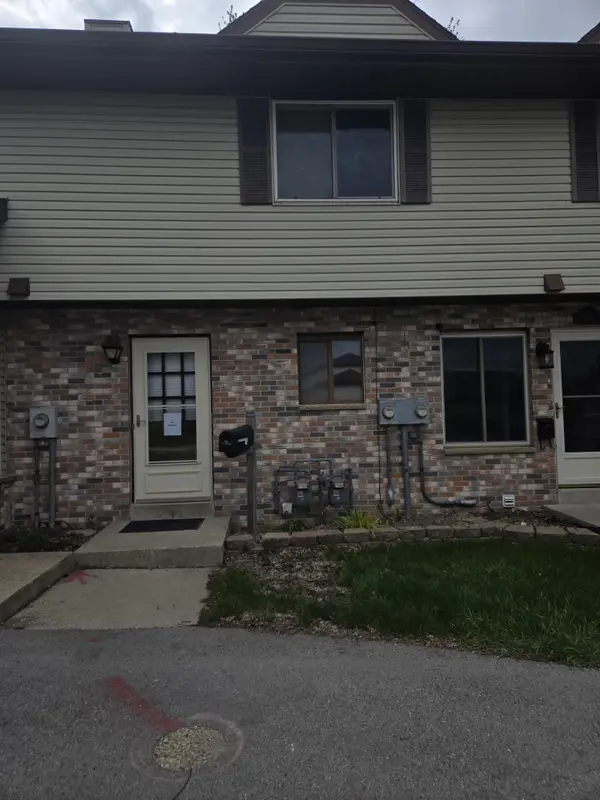 890 Bishop Court, FOND DU LAC, WI 54935-4658