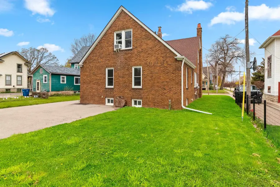 929 Merritt Avenue, Oshkosh, WI 54901-5341 - #2