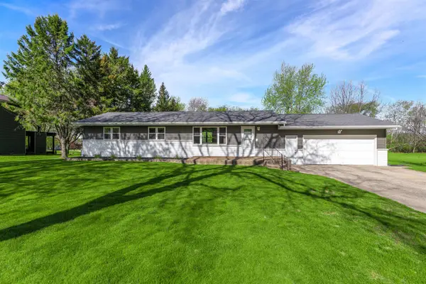 N6738 Irene Drive, FOND DU LAC, WI 54937