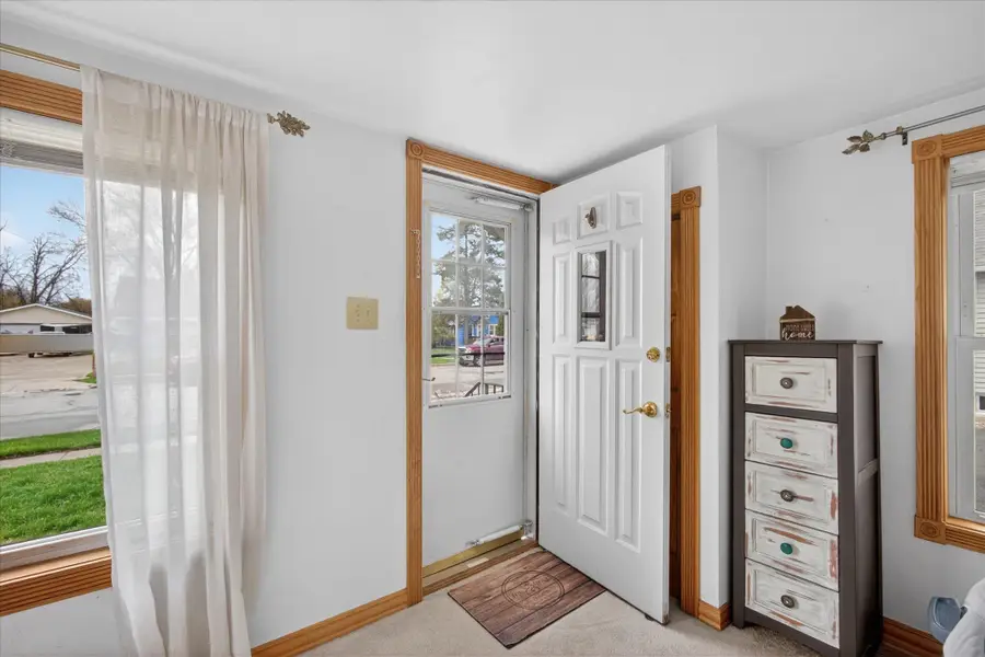 517 Abrams Street, Green Bay, WI 54302 - #3
