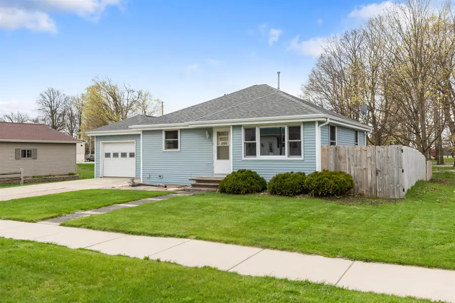 611 Church Avenue, Casco, WI 54205-9721 - #2