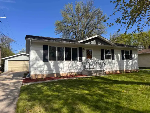 787 Chester Place, FOND DU LAC, WI 54935-5832