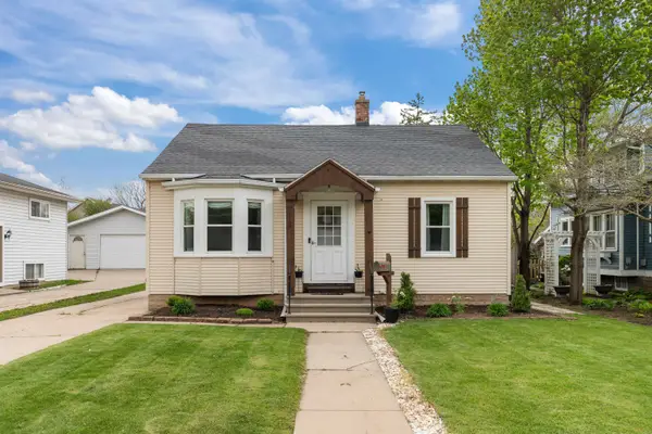 713 N Sawyer Street, OSHKOSH, WI 54902-3358