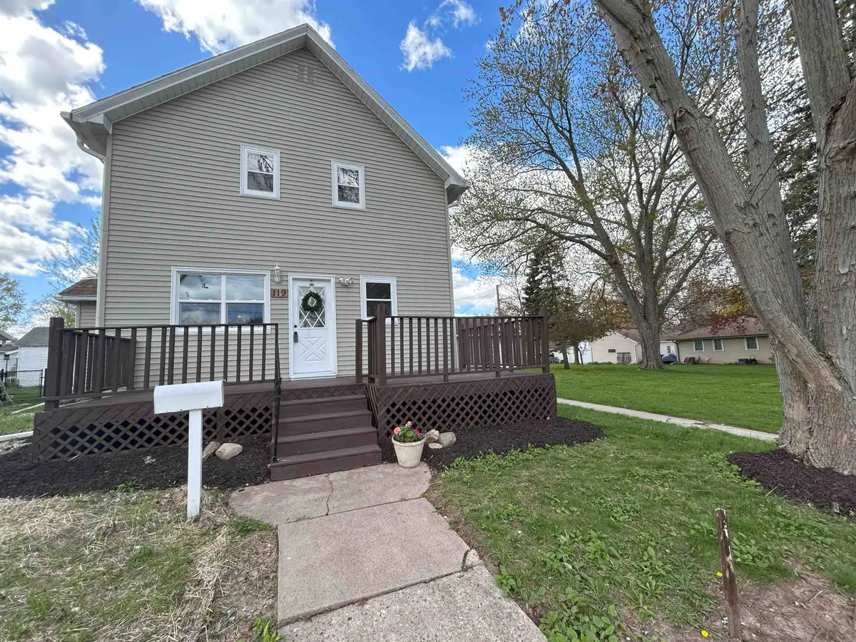 119 W 13th Street, Kaukauna, WI 54130 - #1