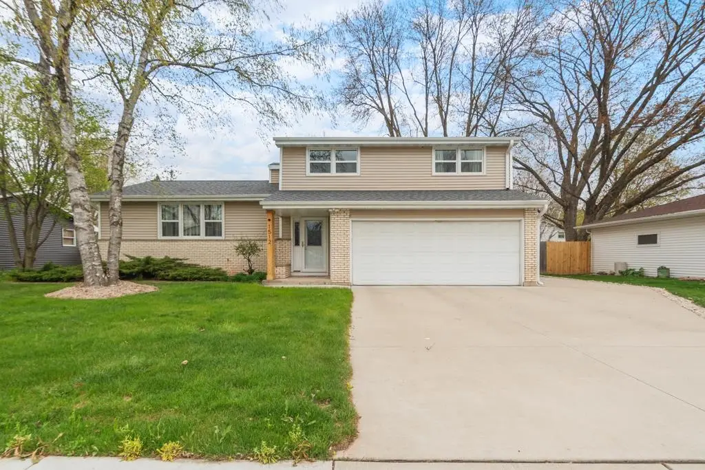 1512 Cormier Road, Green Bay, WI 54313 - #1