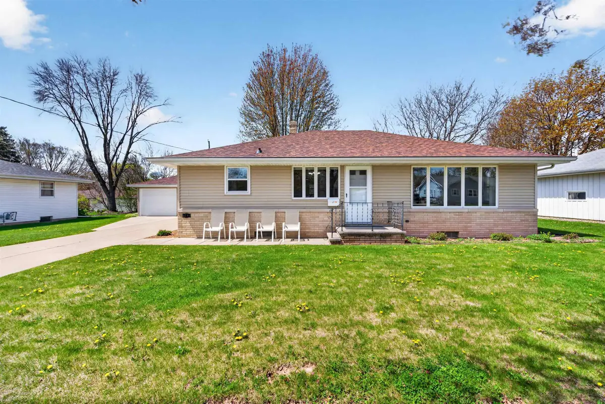 2101 Welhouse Drive, Kaukauna, WI 54130-0000 - #1
