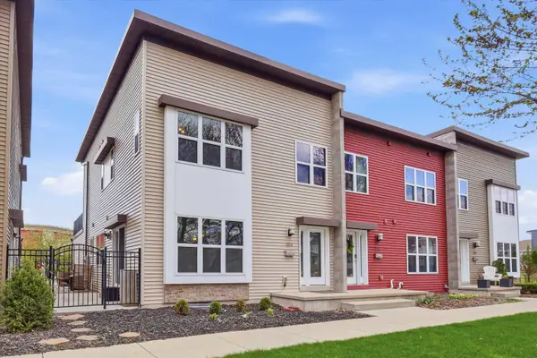 304 N Van Buren Street, GREEN BAY, WI 54301-4829
