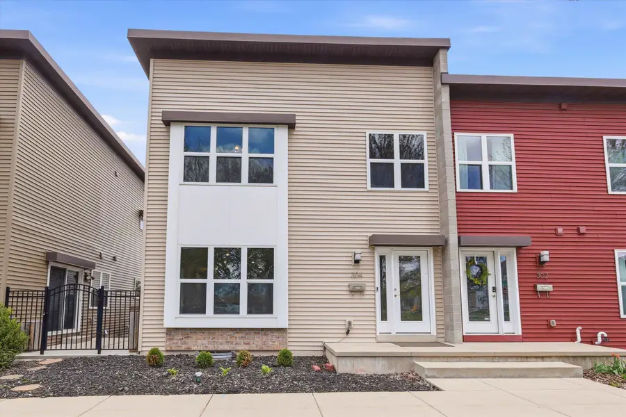 304 N Van Buren Street, Green Bay, WI 54301-4829 - #3