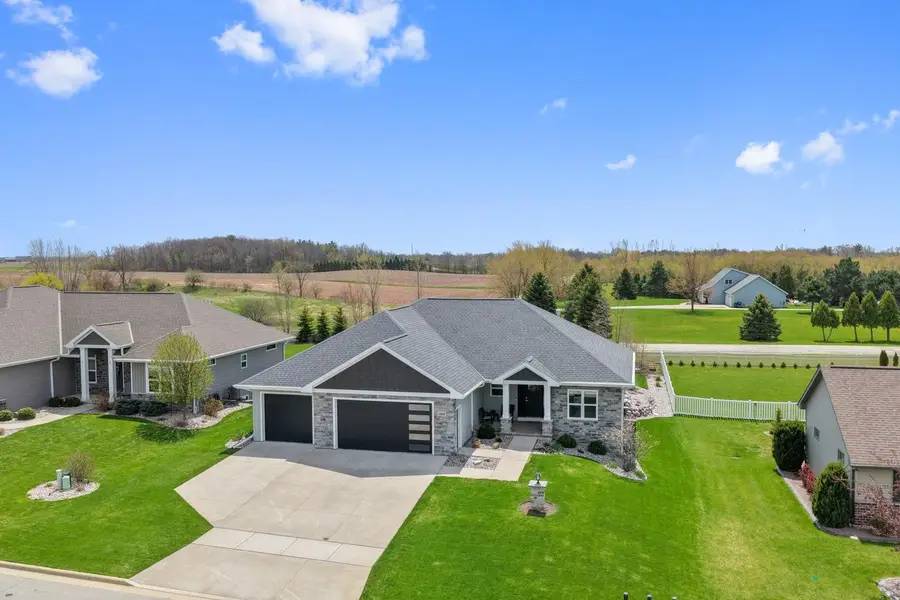 3492 Mayapple Drive, Green Bay, WI 54311-3203 - #2