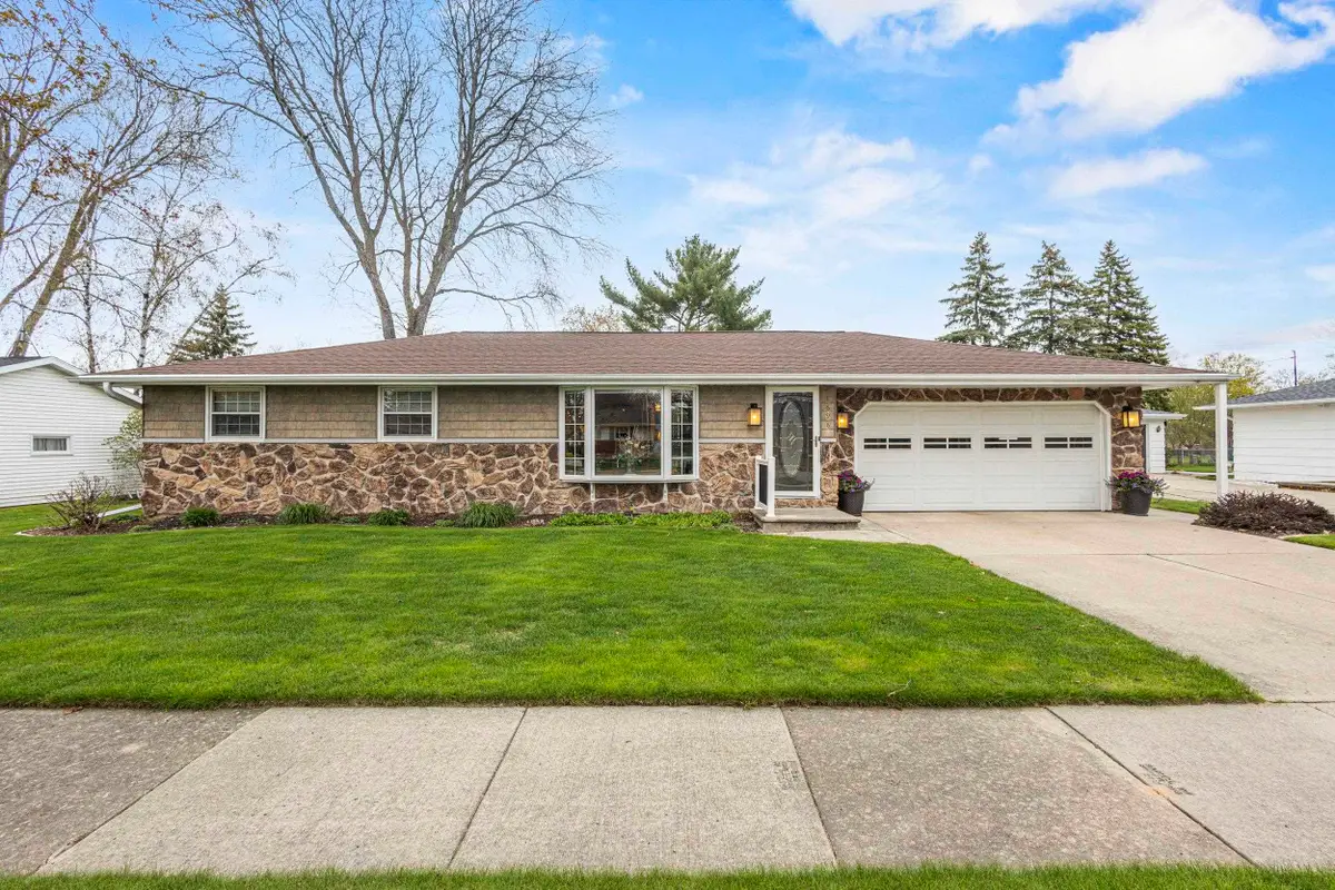 1698 Nancy Avenue, Green Bay, WI 54303 - #1