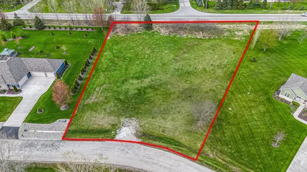 Steeple Drive #17, APPLETON, WI 54913