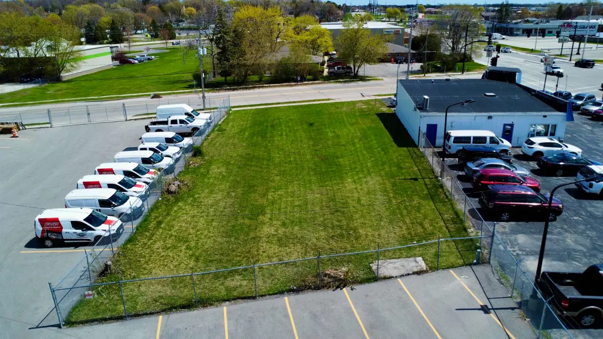 636 Lime Kiln Road, Green Bay, WI 54302 - #1