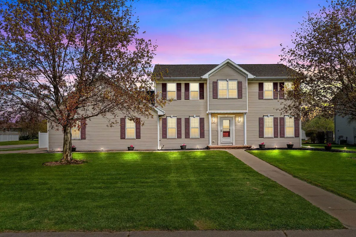 W5894 Sweet Clover Drive, Appleton, WI 54915 - #1