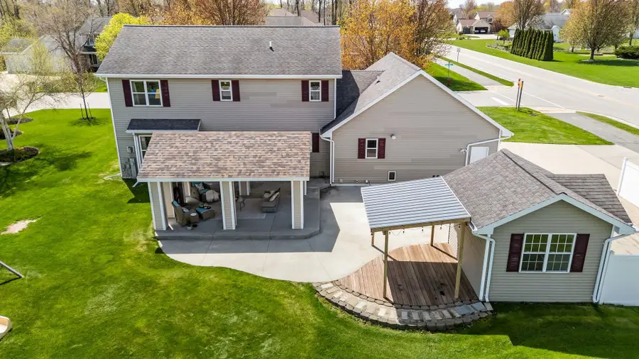 W5894 Sweet Clover Drive, Appleton, WI 54915 - #2