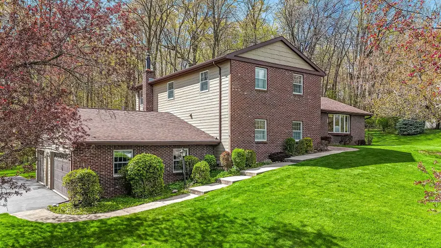 6283 N Rosewood Drive, Appleton, WI 54913 - #3