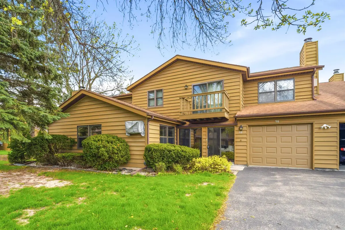 940 Babcock Street #98, Neenah, WI 54956 - #1