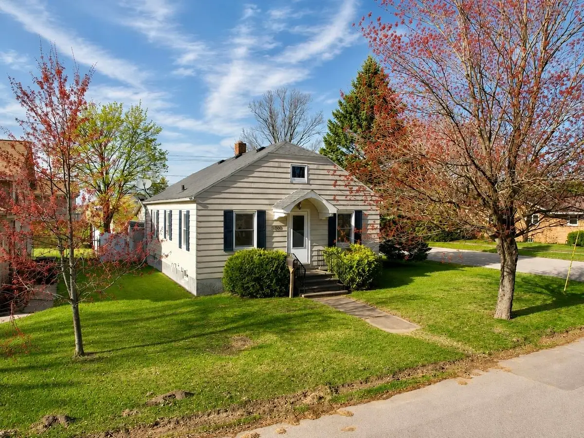 2400 17th Avenue, Menominee, MI 49858 - #1