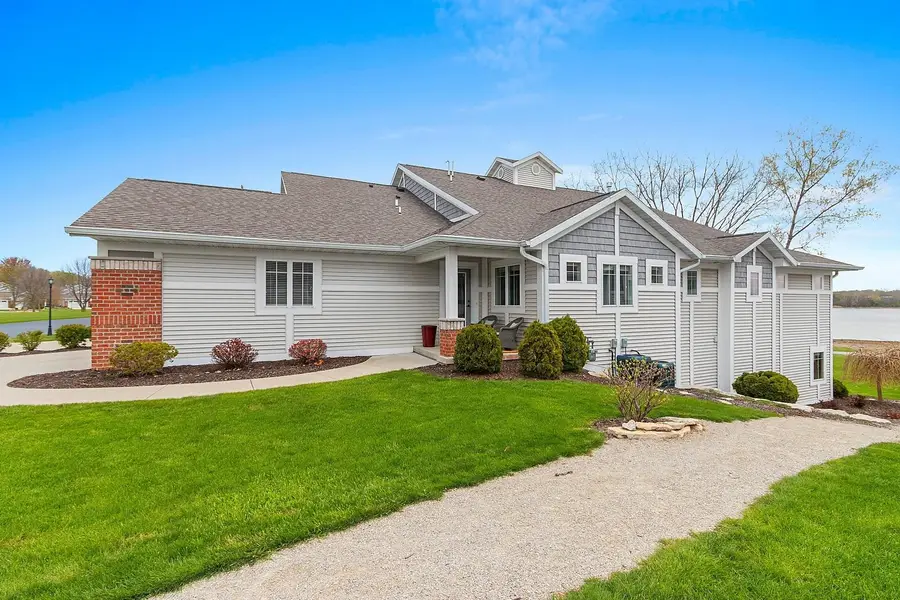 2617 Bay Harbor Circle #4, Green Bay, WI 54304-5214 - #2
