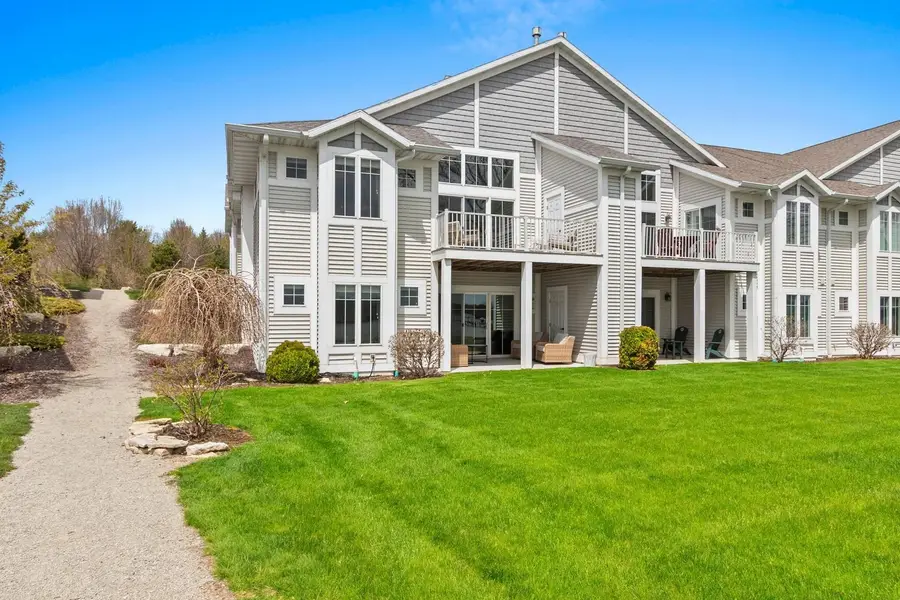 2617 Bay Harbor Circle #4, Green Bay, WI 54304-5214 - #3
