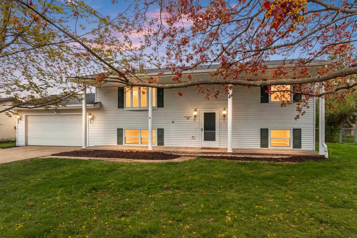 1750 Lost Dauphin Road, De Pere, WI 54115-1712 - #1