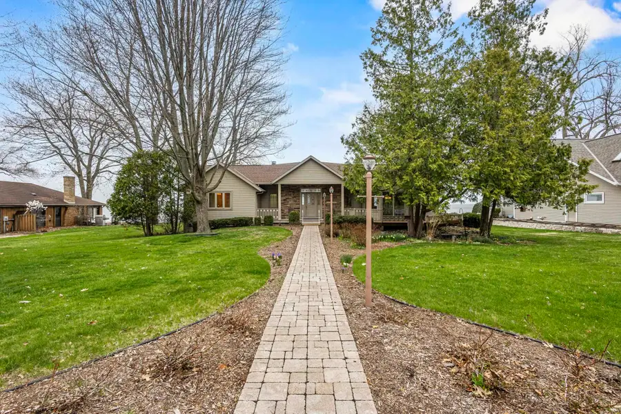 6051 Sunset Shores Road, Luxemburg, WI 54217 - #3