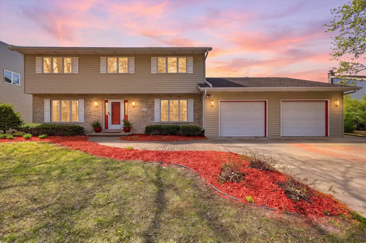 917 E Kramer Lane, Appleton, WI 54915 - #1