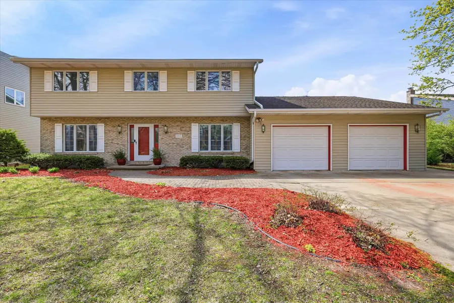 917 E Kramer Lane, Appleton, WI 54915 - #2