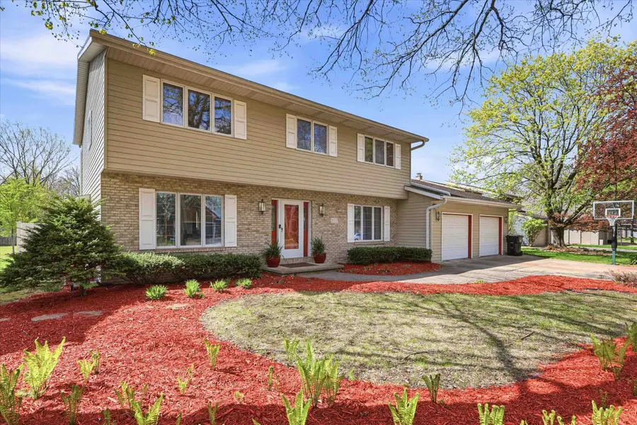 917 E Kramer Lane, Appleton, WI 54915 - #3