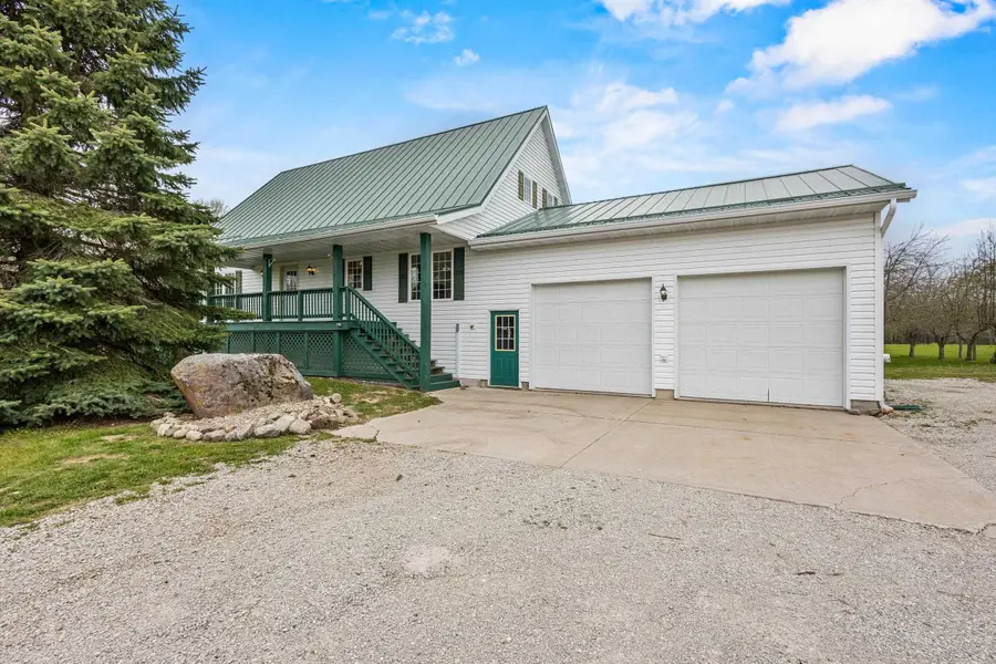 N7437 County Road Gg, Crivitz, WI 54114 - #2