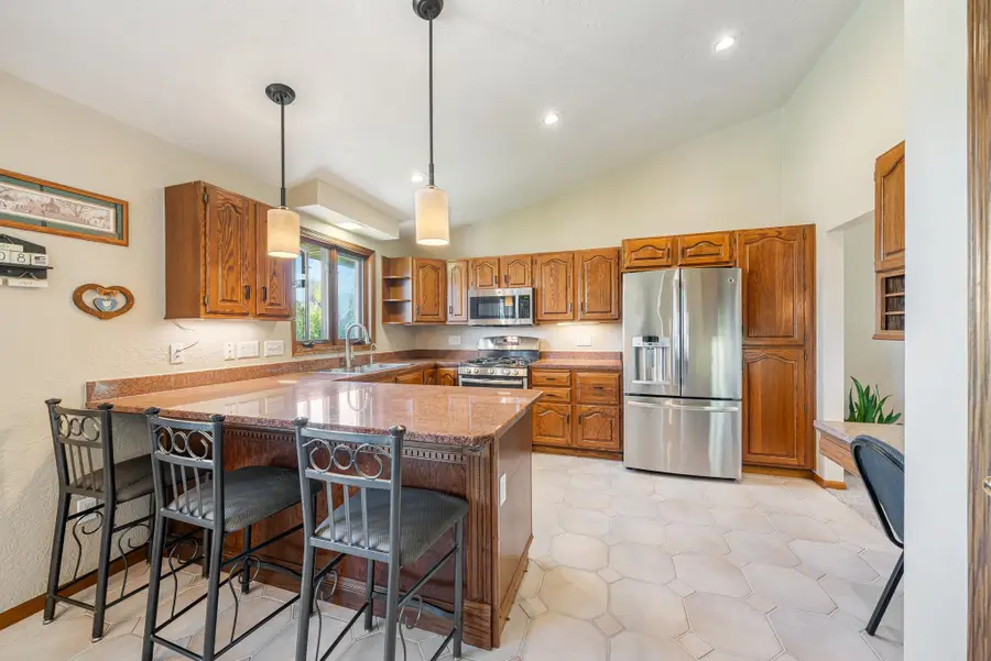 670 S 5th Avenue, Winneconne, WI 54986 - #3