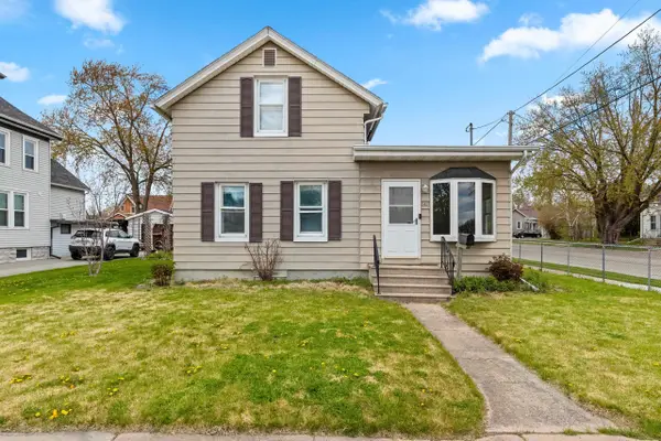 646 W 1st Street, MENASHA, WI 54952