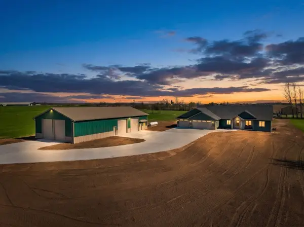 932 Meadowlark Road, DE PERE, WI 54115-9648