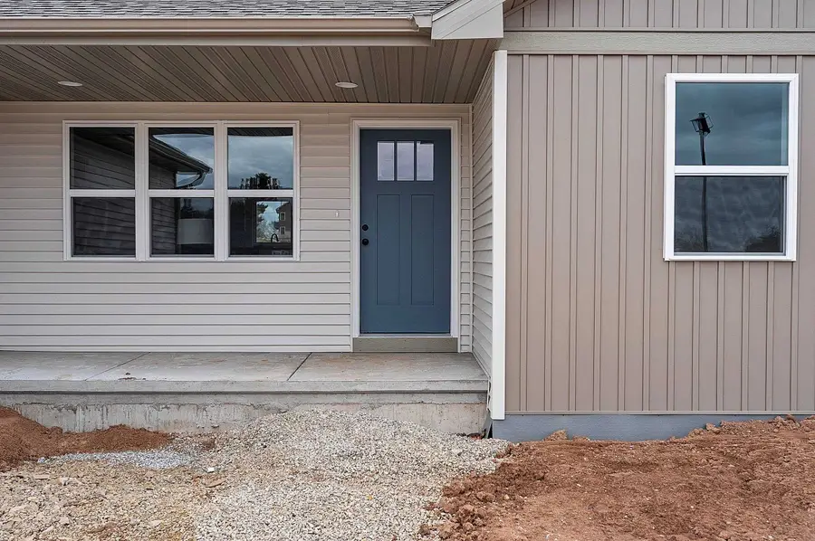 1900 Southland Lane, New London, WI 54961 - #3
