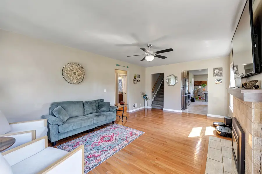 982 Holzer Street, Green Bay, WI 54303 - #2